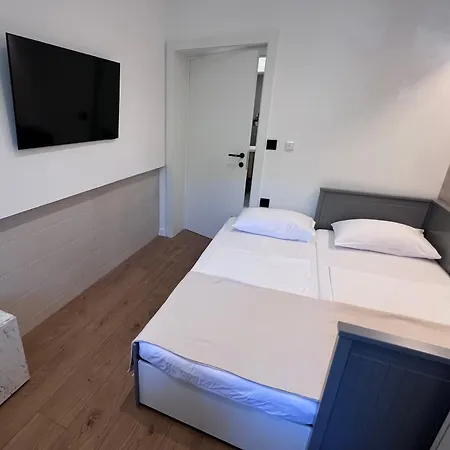 Apartment Datala Marina
